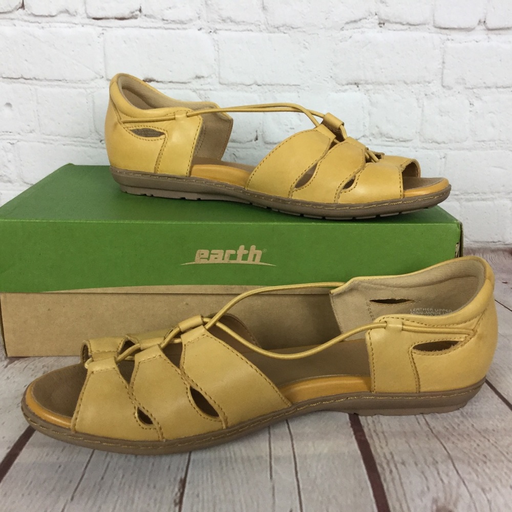Earth | Aloha Leather Bungee Slip-on Sandals